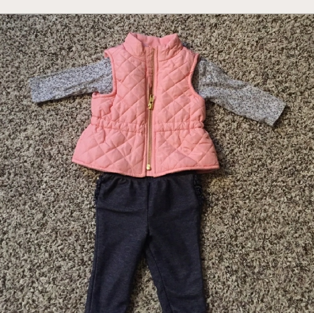 Old navy outfit 3-6months